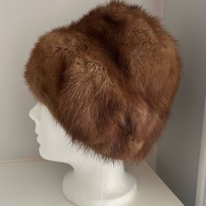 Genuine Light Brown Mink Fur Hat. Vintage from 1960’s. Canadian Made🇨🇦